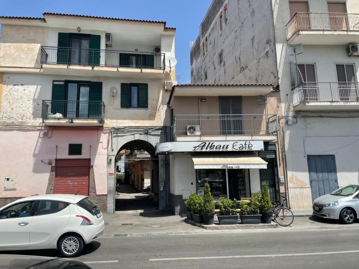Casa Vacanza Al Solito Posto Pompei Exterior photo